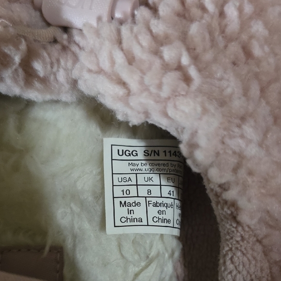 UGG Pink Fuzzy Slippers - Picture 4 of 4